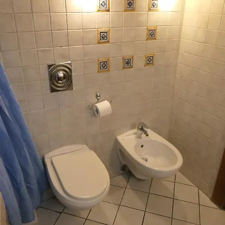 Vintage Barn One-bedroom Flat 아파트 *