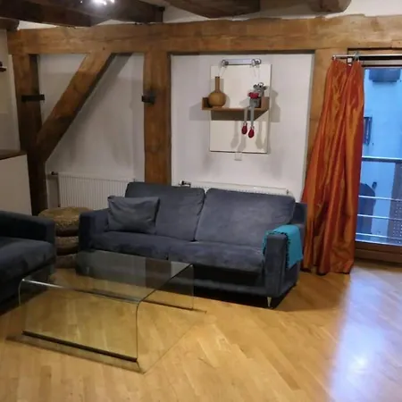 Vintage Barn One-bedroom Flat Lägenhet Riga